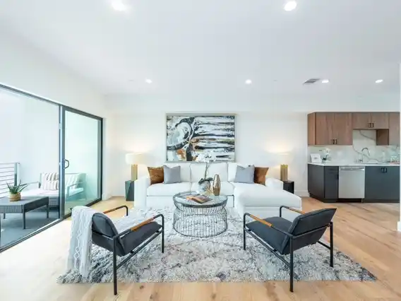 Revel_Builders_7 5901 Whitsett