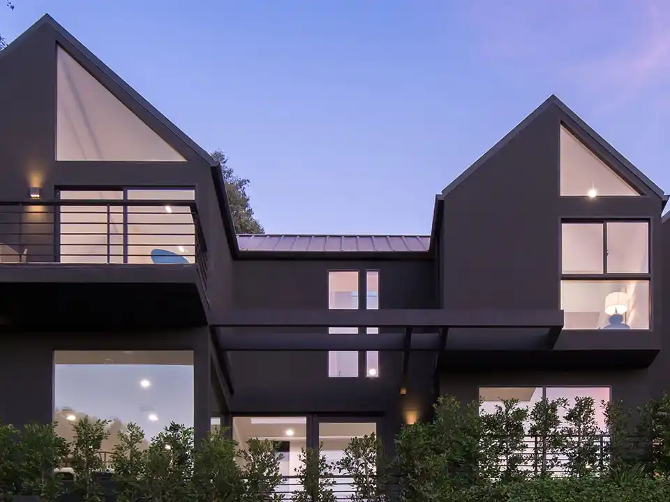 Revel_Builders_AUX-Hollyridge-MAngeles-feature2